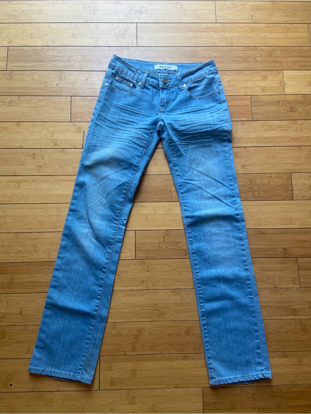 Light Wash Straight Leg Women’s Jeans - Classic Blue